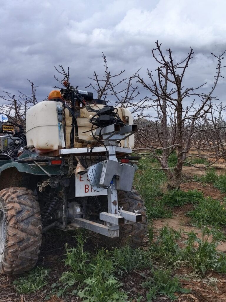 Captura con cámaras en quad - viñedo